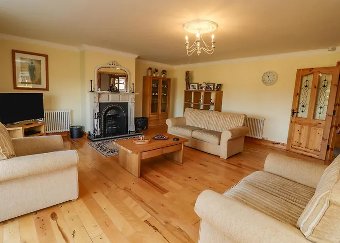 Tatil Evi Kissane's *